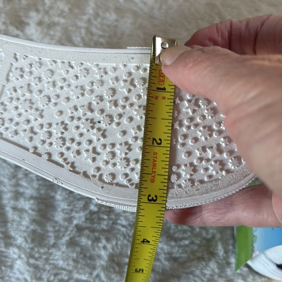 Children’s unisex Super Mario Brothers high top sneakers,Size 11, NWT - Picture 9 of 9